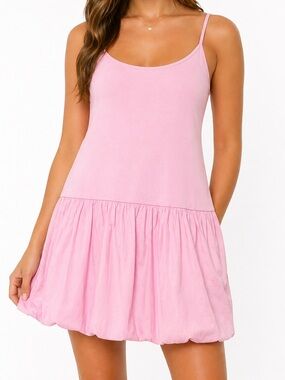 Madden Girl Pink Mini Bubble Dress size Medium Tiered Spaghetti
